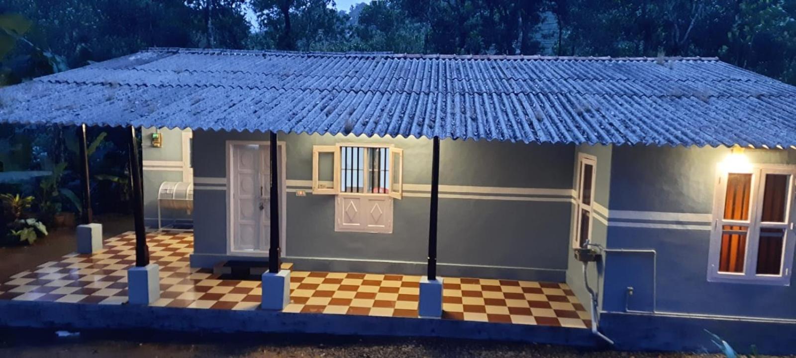 Tharayil Farm Stay Вагамон Екстериор снимка