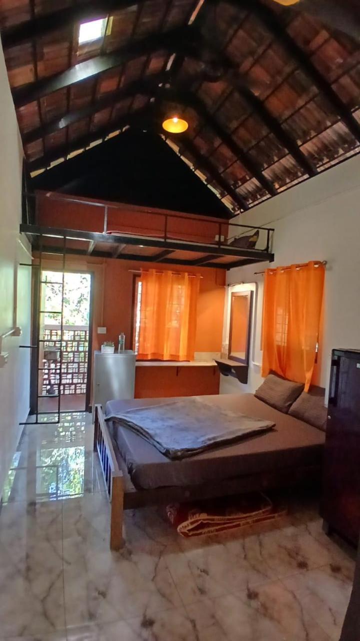 Tharayil Farm Stay Вагамон Екстериор снимка