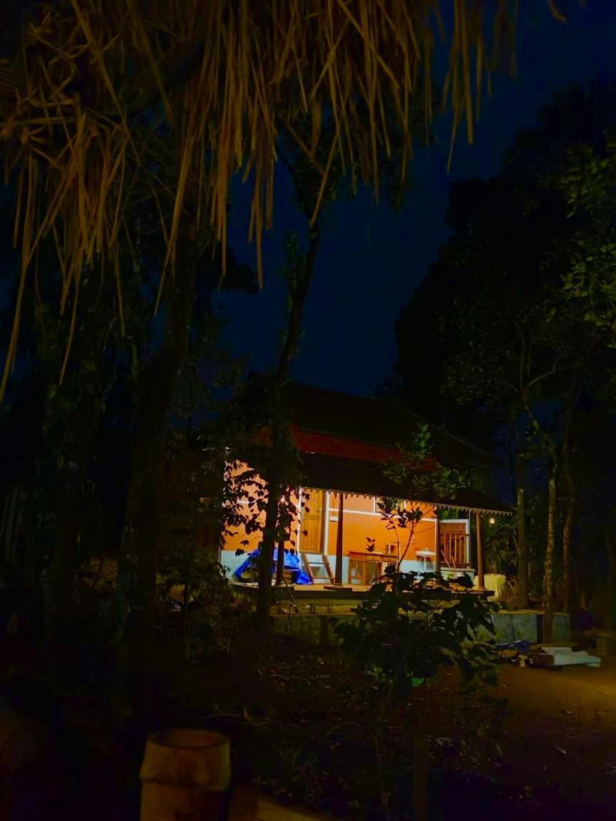 Tharayil Farm Stay Вагамон Екстериор снимка